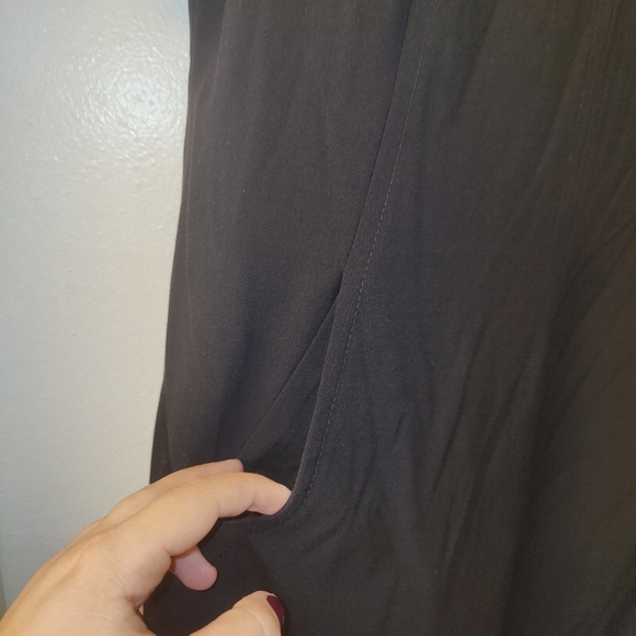 Tahari Women’s Size 14 Short Sleeve Simple Black Dress - Picture 3 of 13